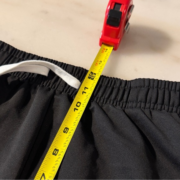 Men’s Black Graphic Athletic Shorts Streetwear Gym Workout Shorts Size M - Picture 8 of 9